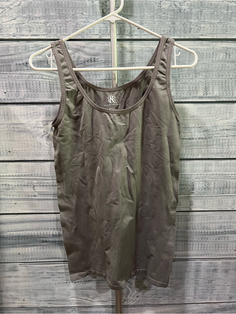 Rock & Republic Olive-Grey Scoop Neck Tank